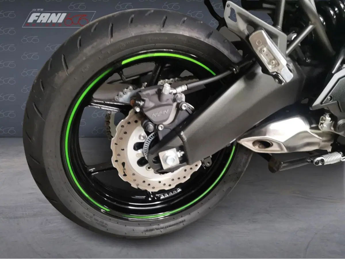 Kawasaki Versys 650 (2017 - 20) (6)