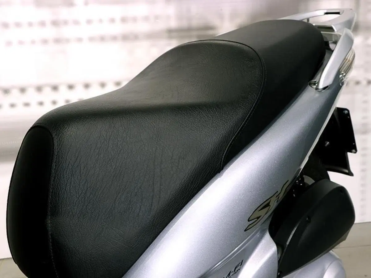 Honda SH 150i (2005 - 08) (4)