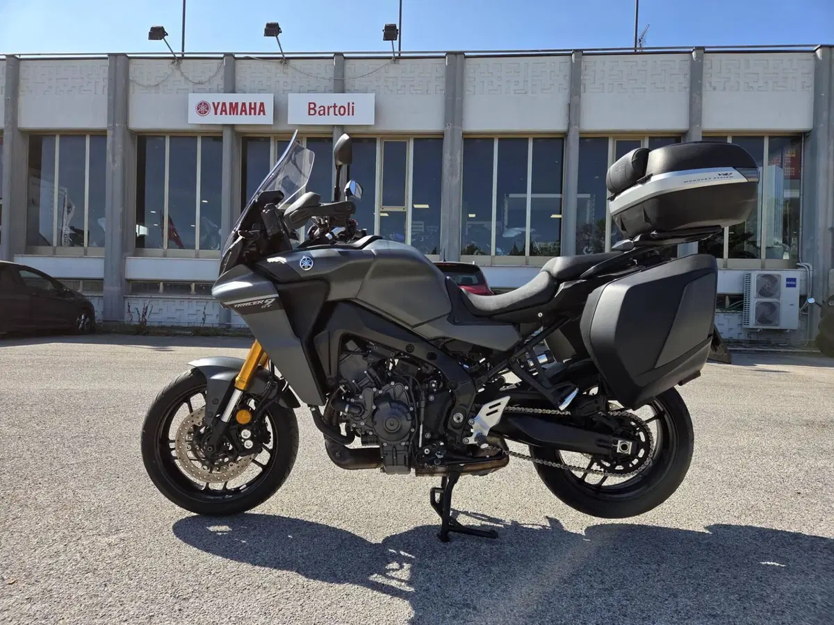 Yamaha Tracer 9 GT (2021 - 24) (4)