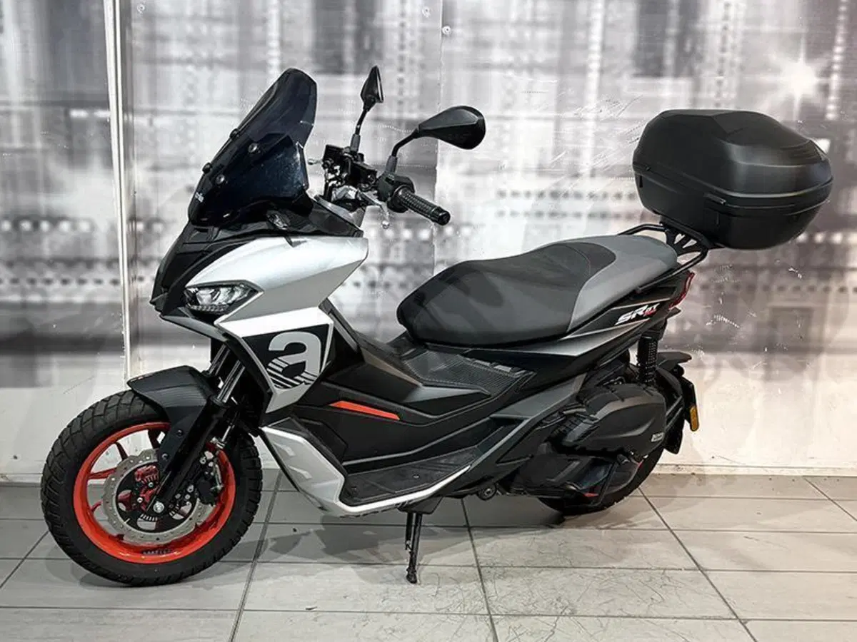 Aprilia SR GT 200 (2022 - 24) (5)