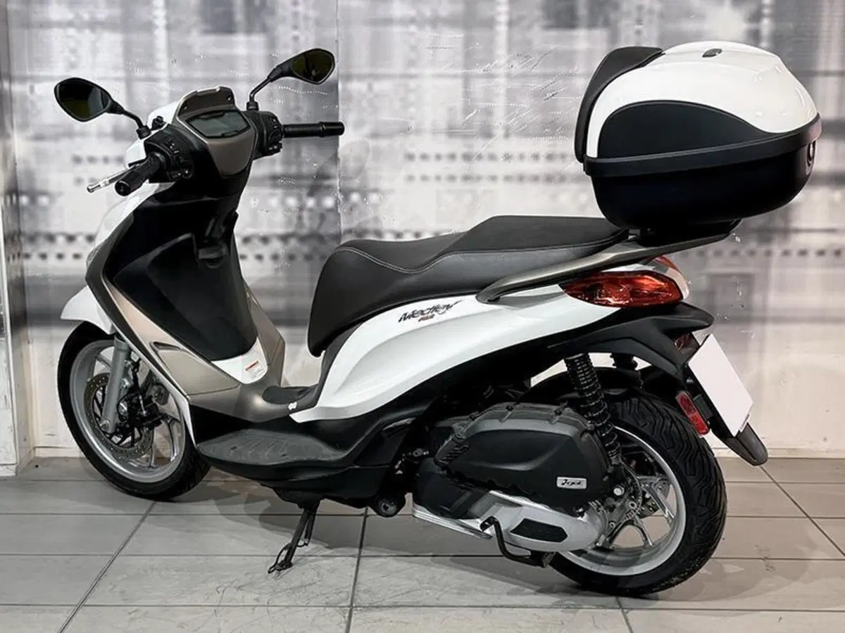 Piaggio Medley 150 ABS (2021 - 25) (2)