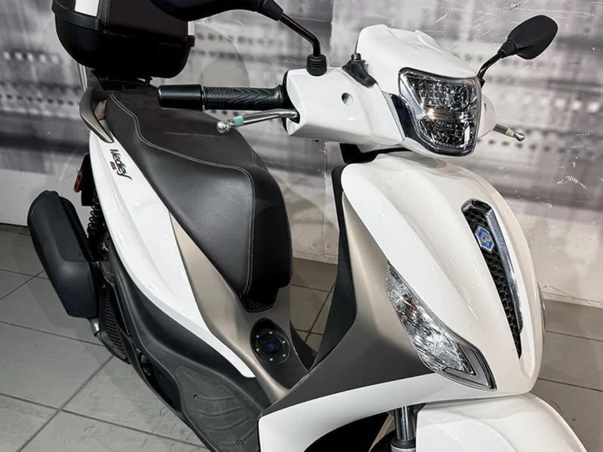 Piaggio Medley 150 ABS (2021 - 25) (3)