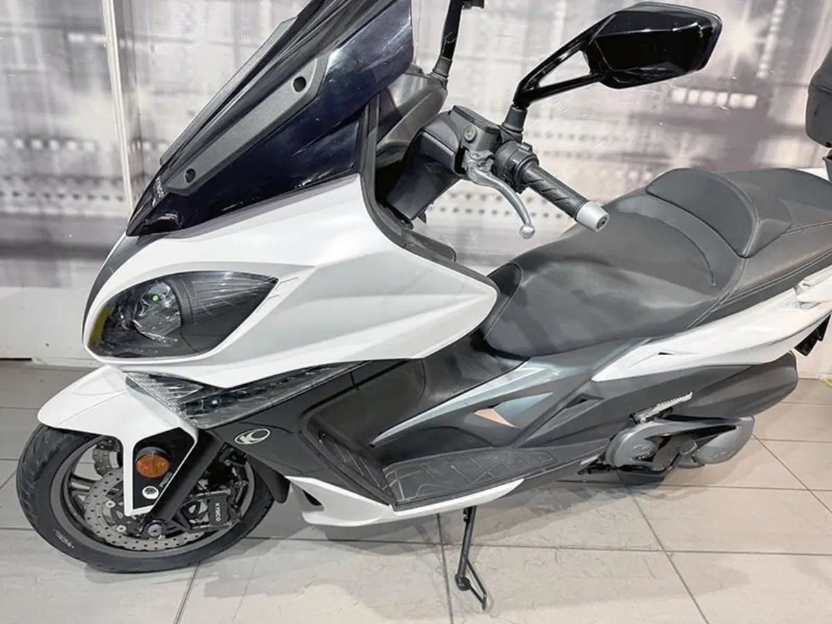 Kymco Xciting 400i ABS (2012 - 17) (9)