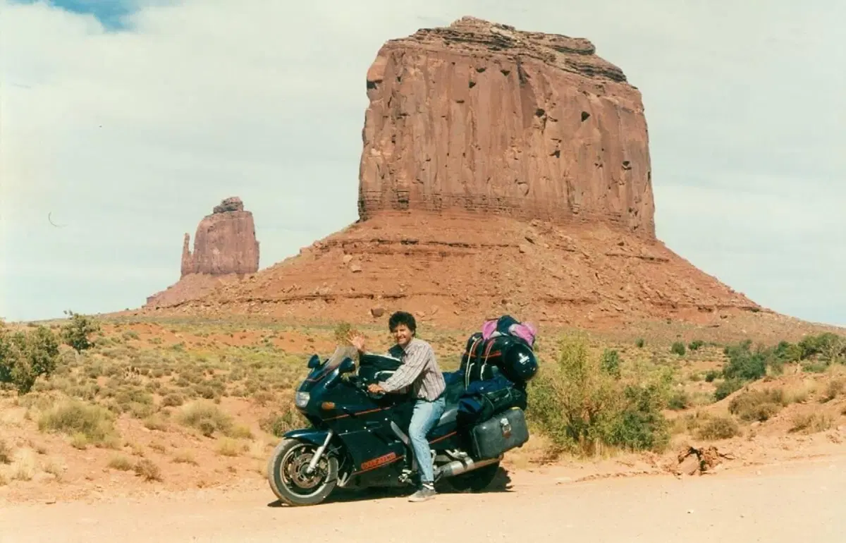 Suzuki GSX 1100 F (5)