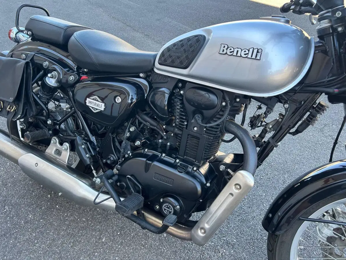Benelli Imperiale 400 (2021 - 25) (3)