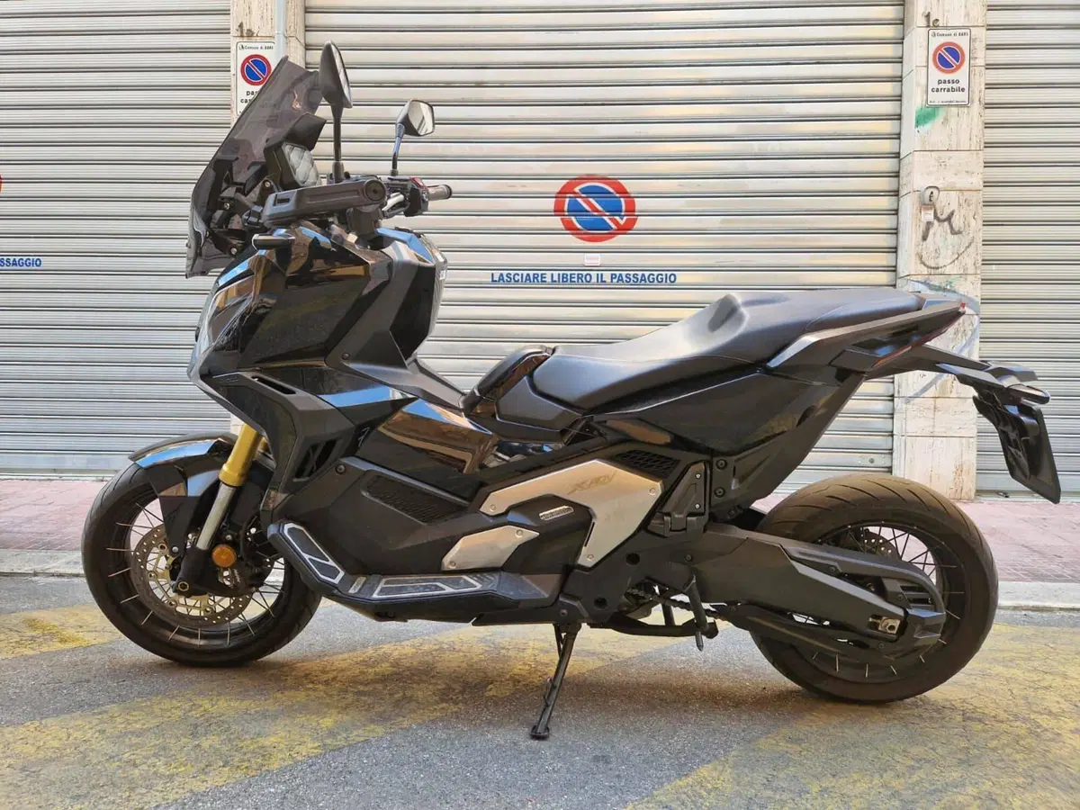 Honda X-ADV 750 DCT (2021 - 24) (3)