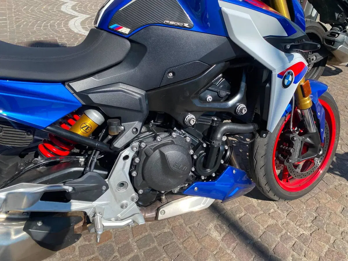 Bmw F 900 R (2025 - 27) (9)