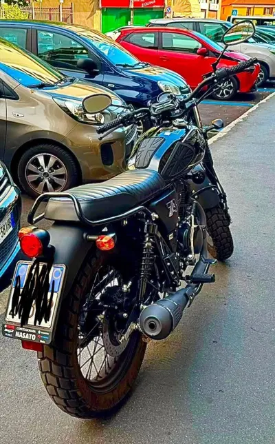 Archive Motorcycle AM 125 Blackpearl (2025 - 26) usata