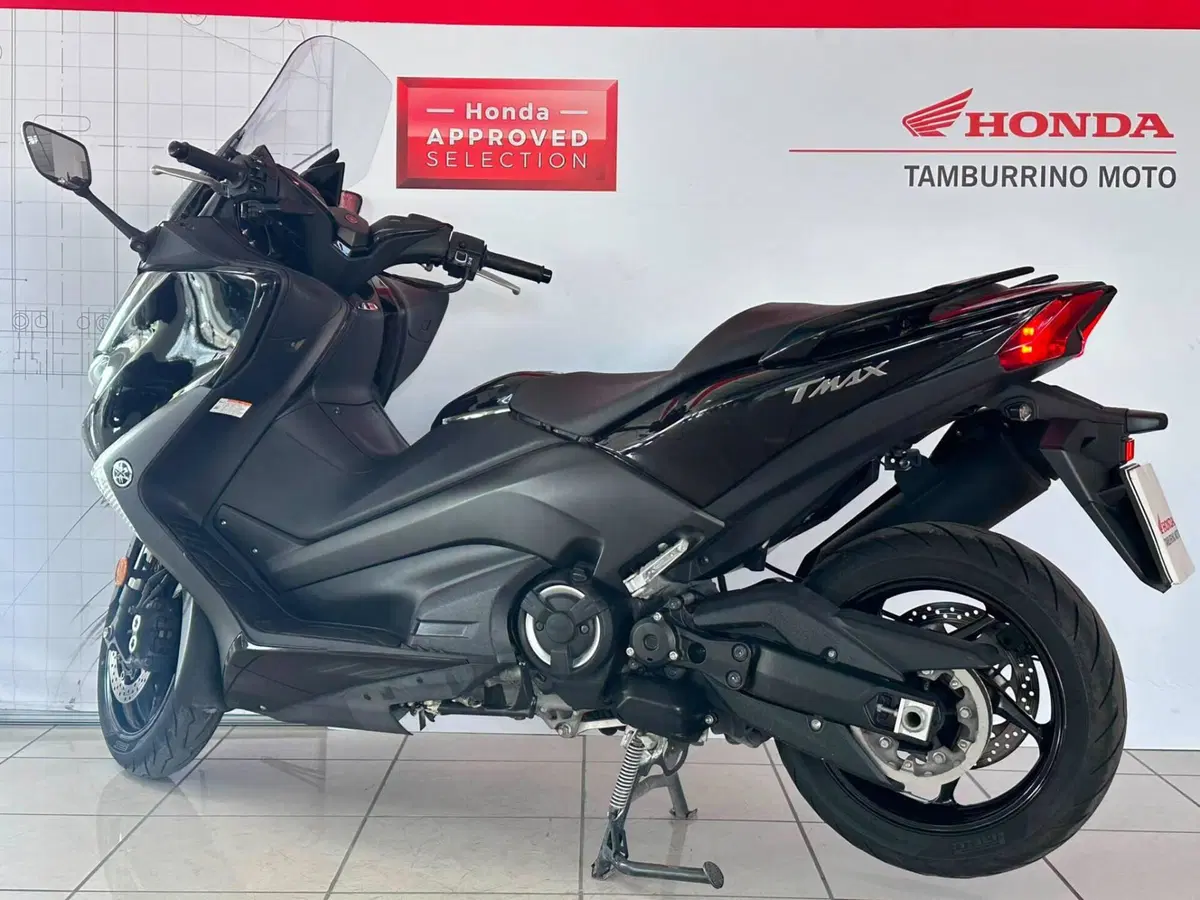 Yamaha T-Max 530 (2017 - 19) (4)