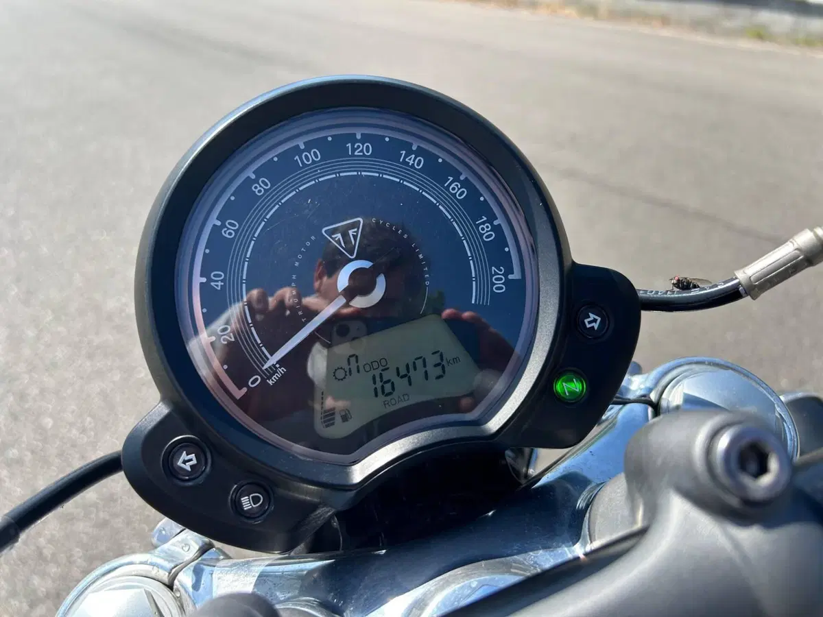 Triumph Bonneville Speedmaster 1200 (2018 - 20) (7)