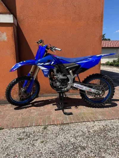 Yamaha YZ 250 F (2018) usata