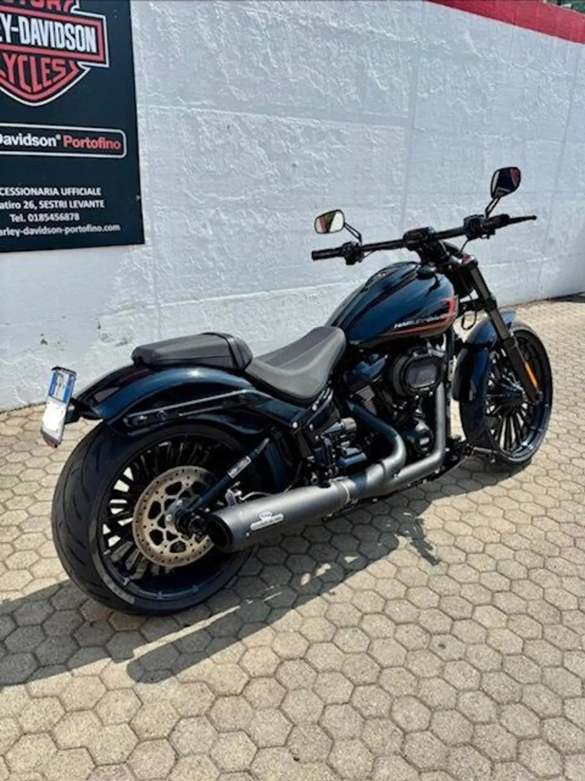 Harley-Davidson Breakout 117 (2025 - 26) (2)