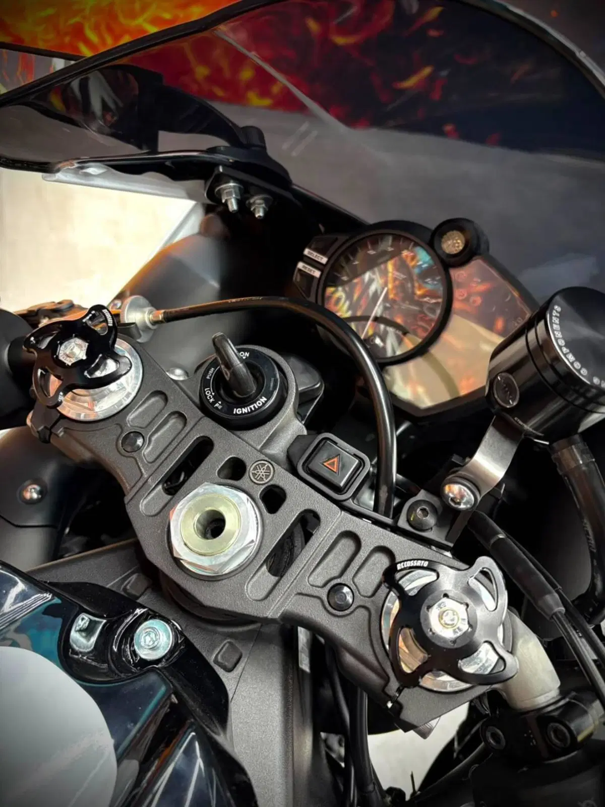 Yamaha YZF R1 (2012 - 14) (10)