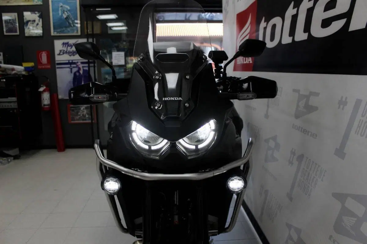 Honda Africa Twin CRF 1100L DCT (2022 - 23) (4)