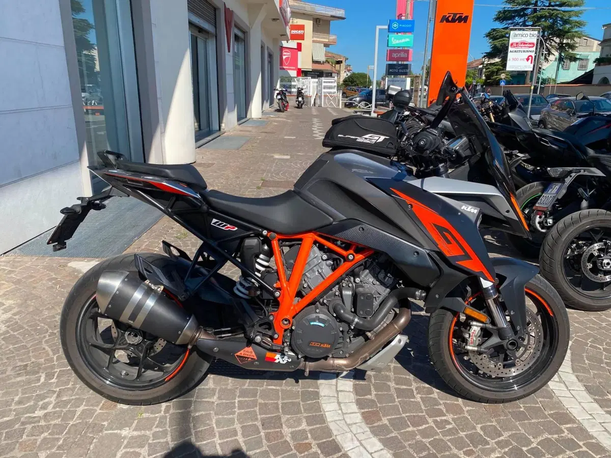 KTM 1290 Super Duke GT ABS (2016 - 18)