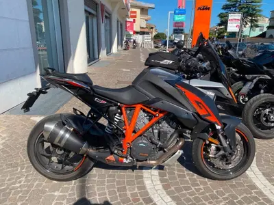 KTM 1290 Super Duke GT ABS (2016 - 18) usata