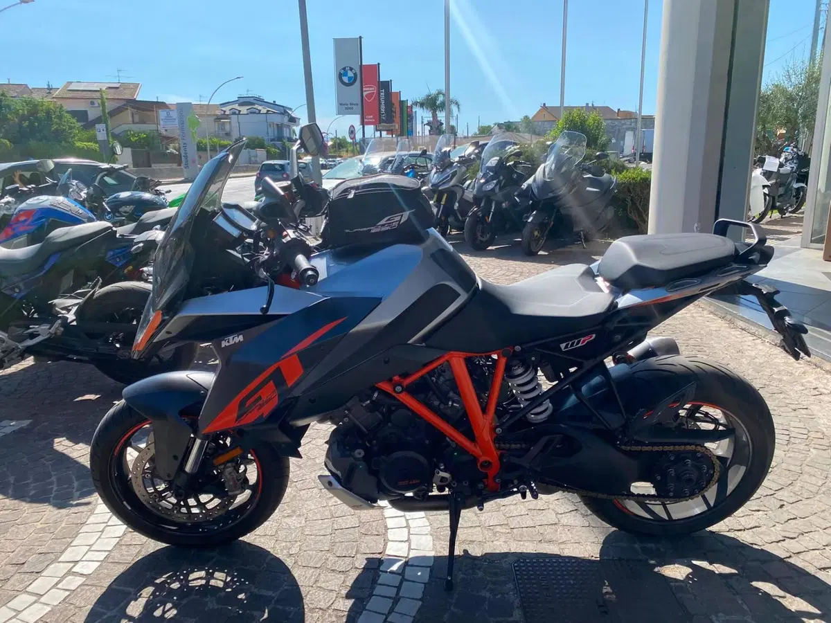 KTM 1290 Super Duke GT ABS (2016 - 18) (2)