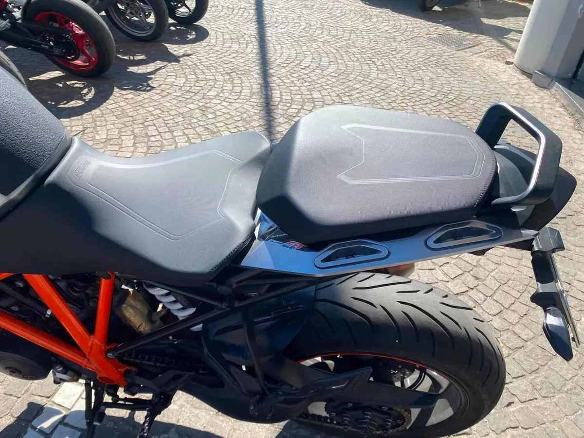KTM 1290 Super Duke GT ABS (2016 - 18) (7)