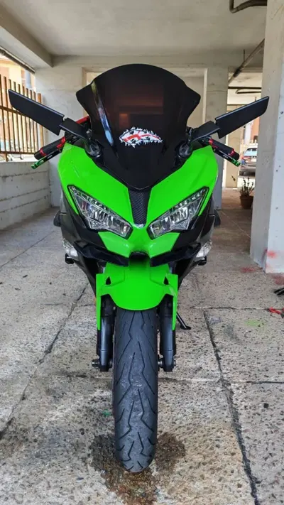 Kawasaki Ninja 400 KRT (2018) usata