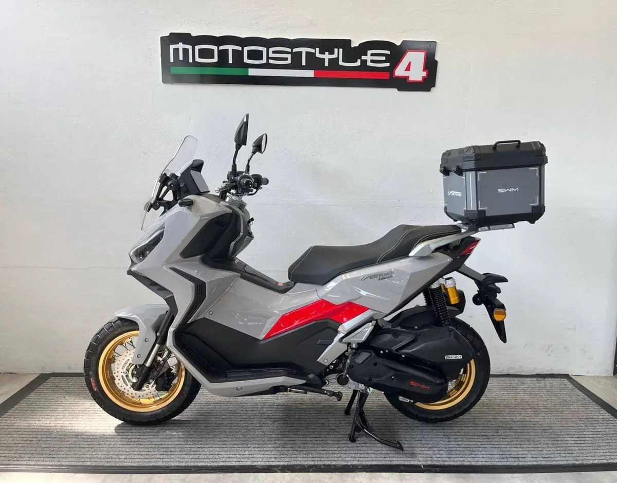Swm Venturo 125 (2026) (2)