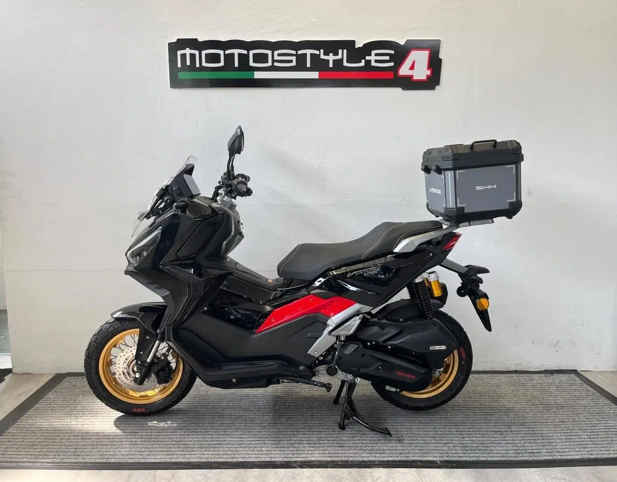 Swm Venturo 125 (2026) (2)