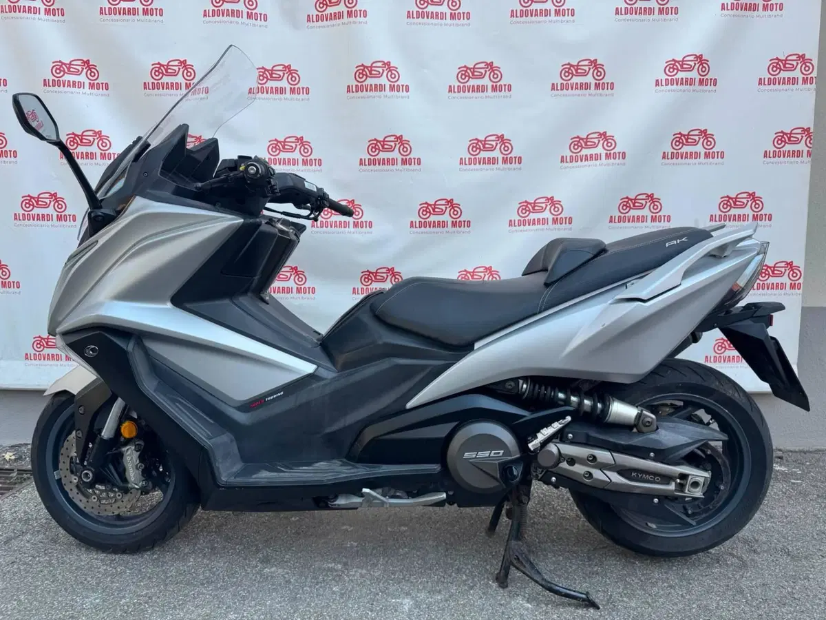 Kymco AK 550 (2017 - 19) (2)