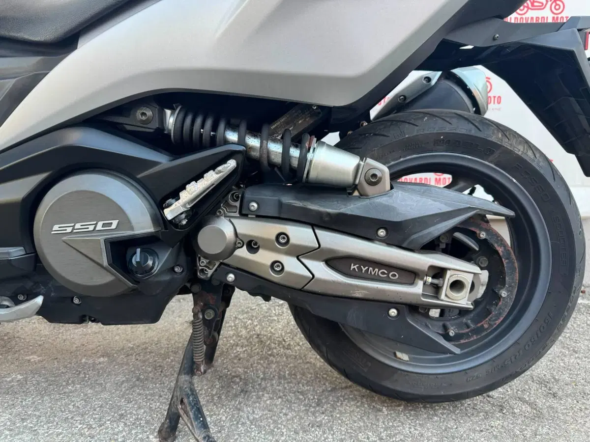Kymco AK 550 (2017 - 19) (10)