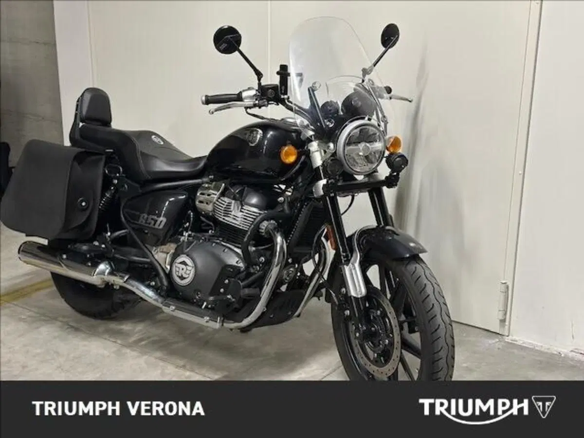 Royal Enfield Super Meteor 650 (2023 - 26) (7)