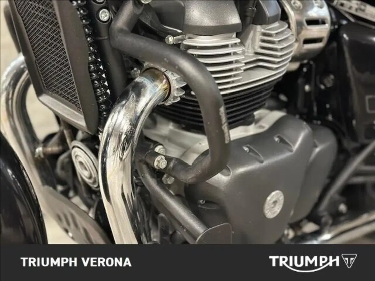 Royal Enfield Super Meteor 650 (2023 - 26) (20)