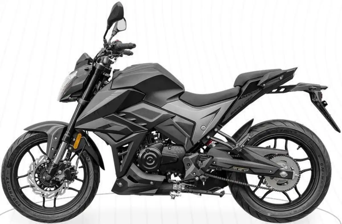 Cyclone Battlo 5S (2025 - 26) (3)