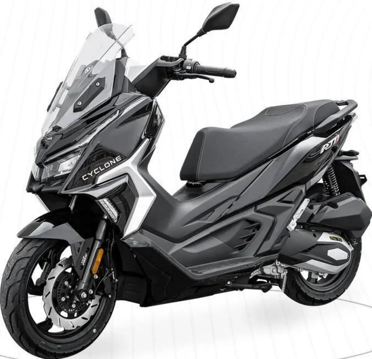 Cyclone RT1 (2025 - 26) (7)