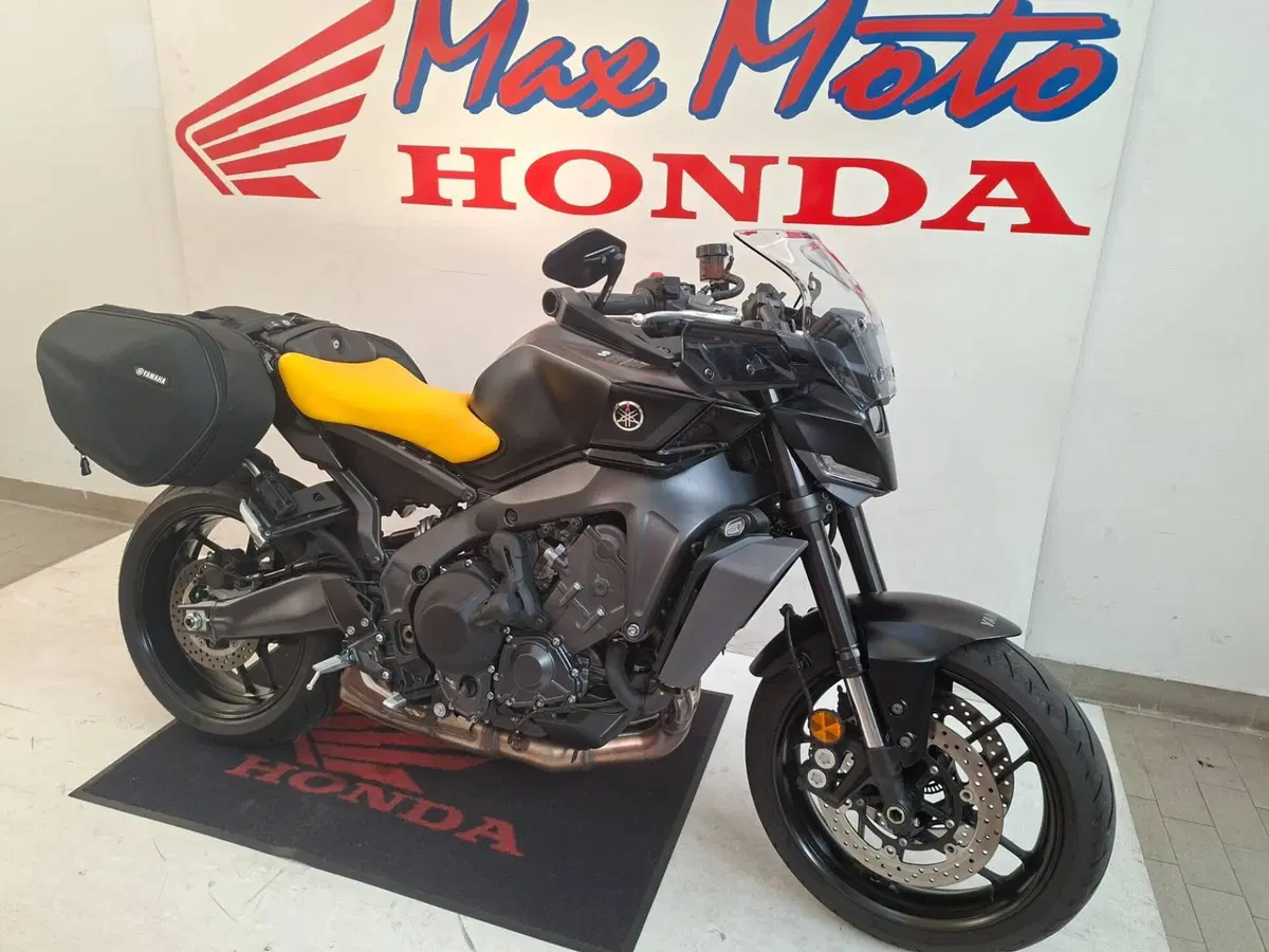 Yamaha MT-09 Y-AMT (2024 - 26)