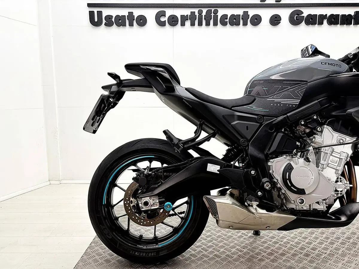 CFMOTO 675NK (2025 - 26) (7)