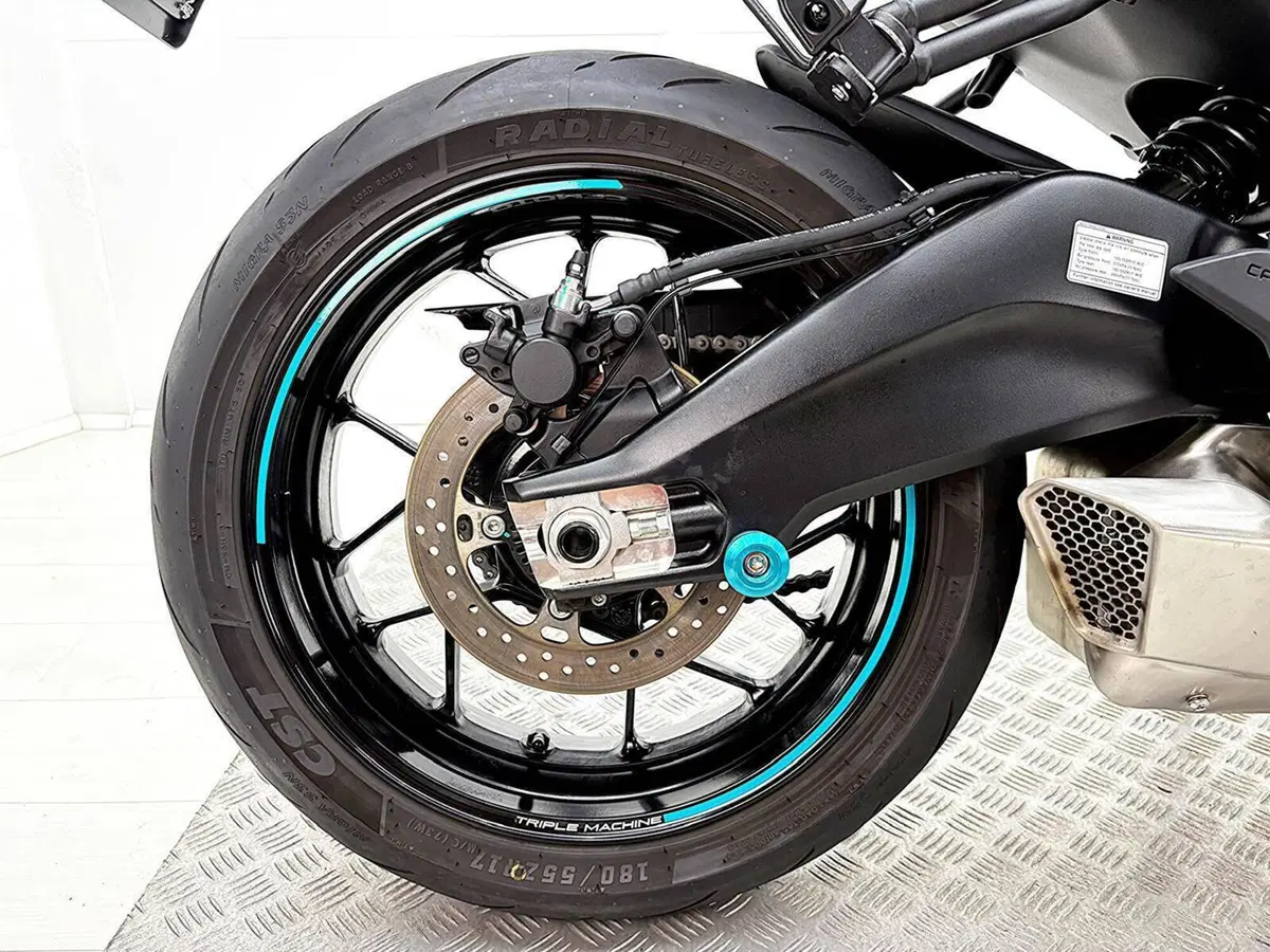 CFMOTO 675NK (2025 - 26) (6)