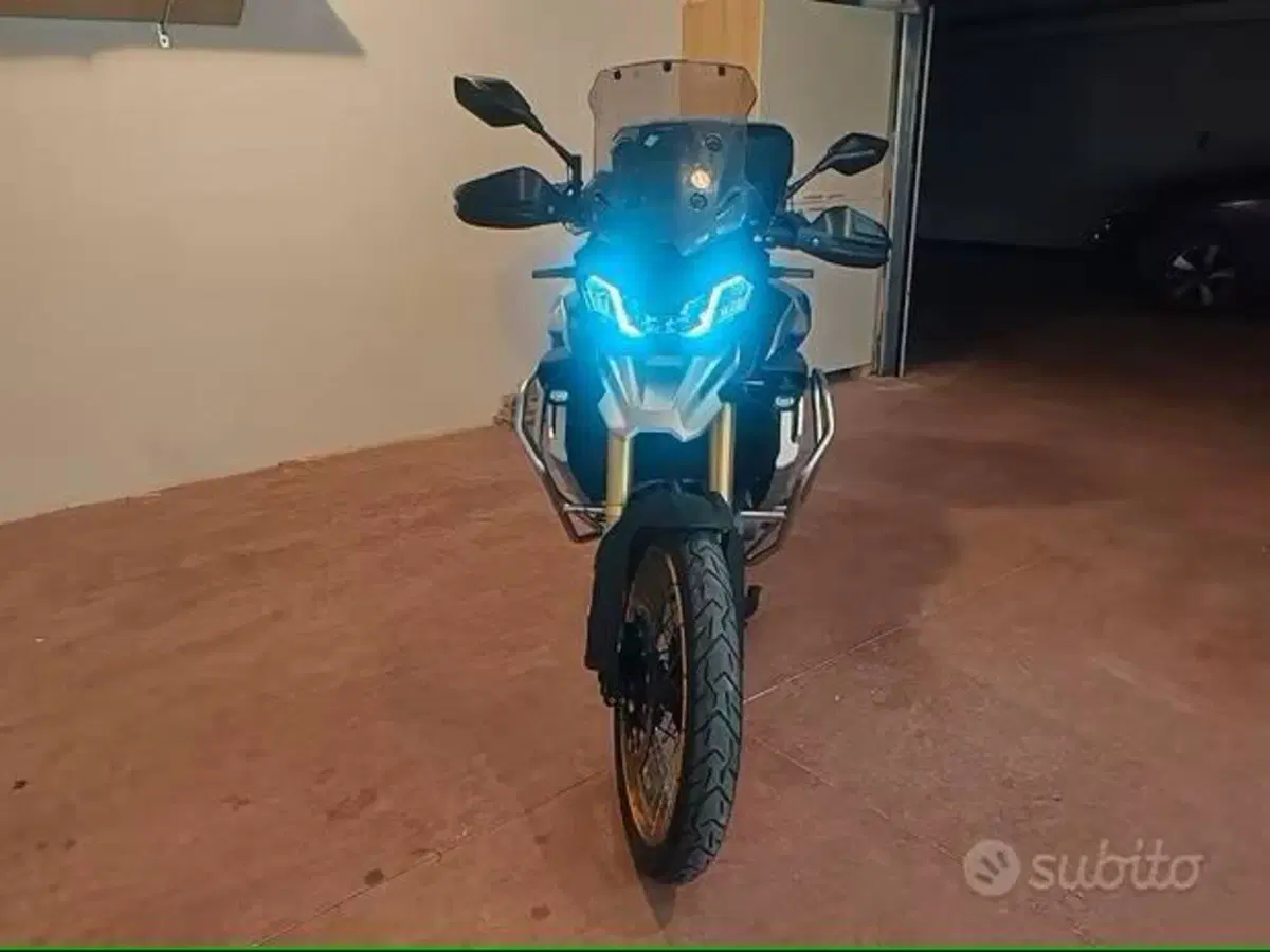 Voge Valico 900DSX (2024 - 26) (5)