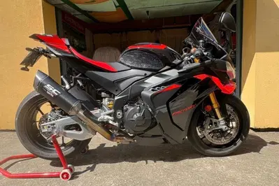 Aprilia RSV4 1100 (2025 - 26) usata