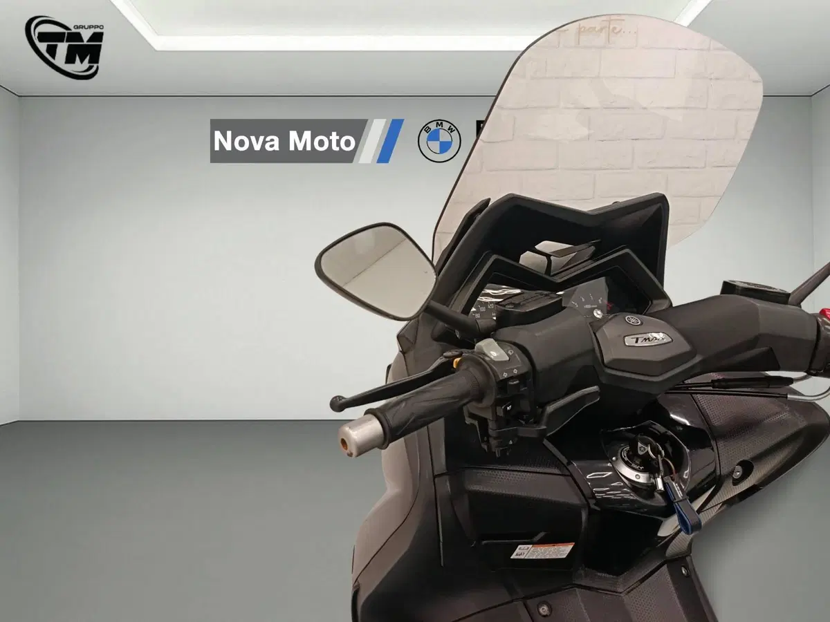 Yamaha T-Max 530 (2012 - 14) (9)