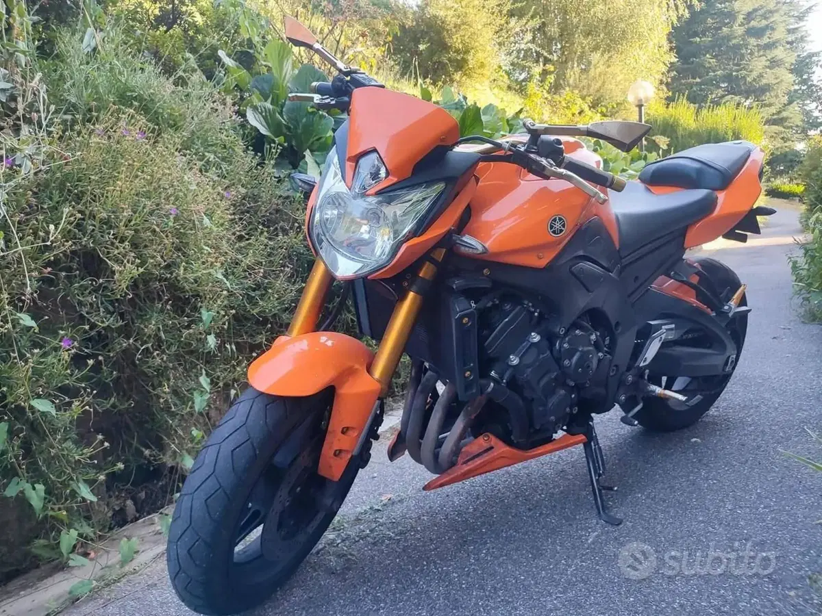 Yamaha FZ8 (2010 - 12) (2)