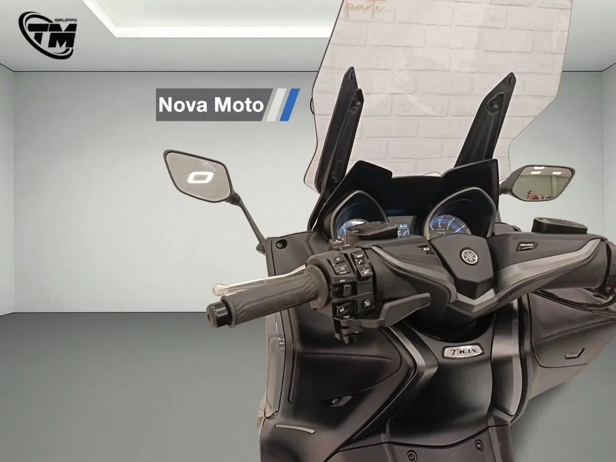 Yamaha T-Max 560 (2020 - 21) (10)
