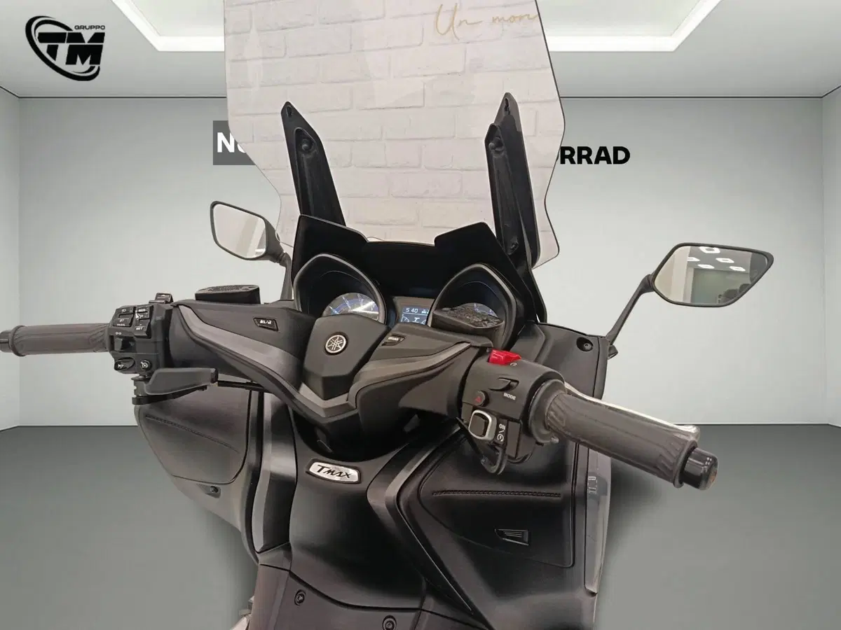 Yamaha T-Max 560 (2020 - 21) (11)