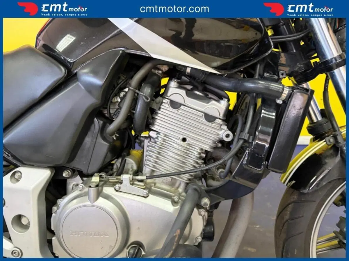 Honda CBF 500 (6)