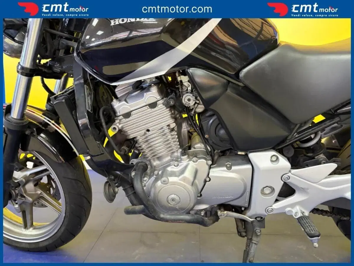Honda CBF 500 (8)