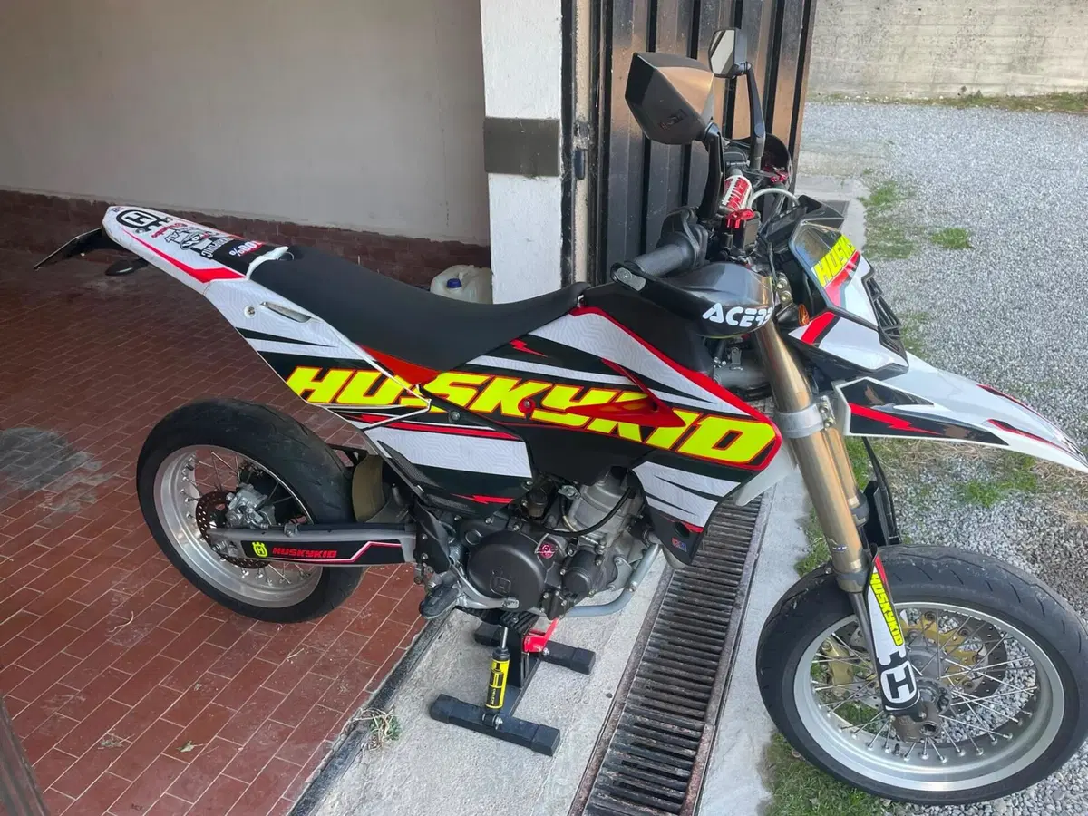 Husqvarna SM 610 (2006) (2)