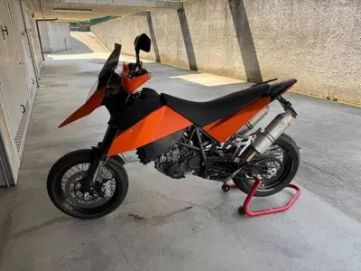 KTM 690 Supermoto usata