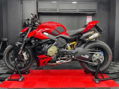 Ducati Streetfighter V4 (2023 - 24) usata