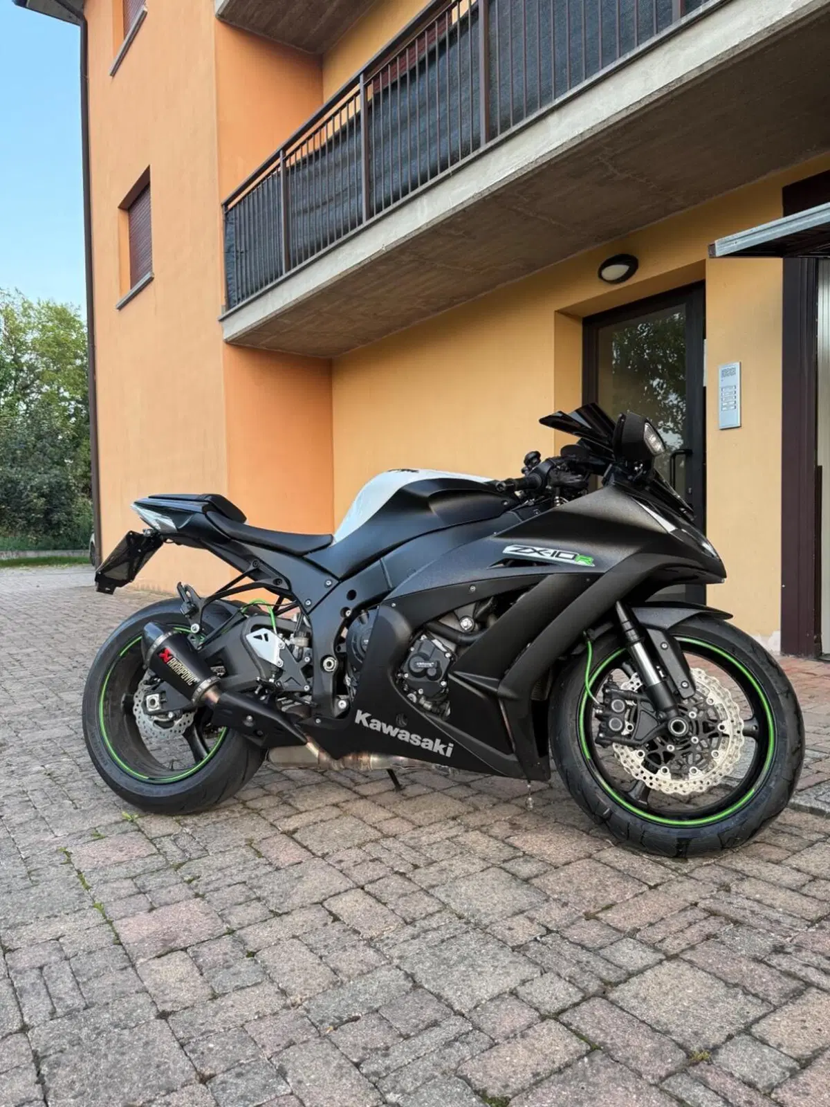 Kawasaki Ninja 1000 ZX-10R (2011 - 15) (4)
