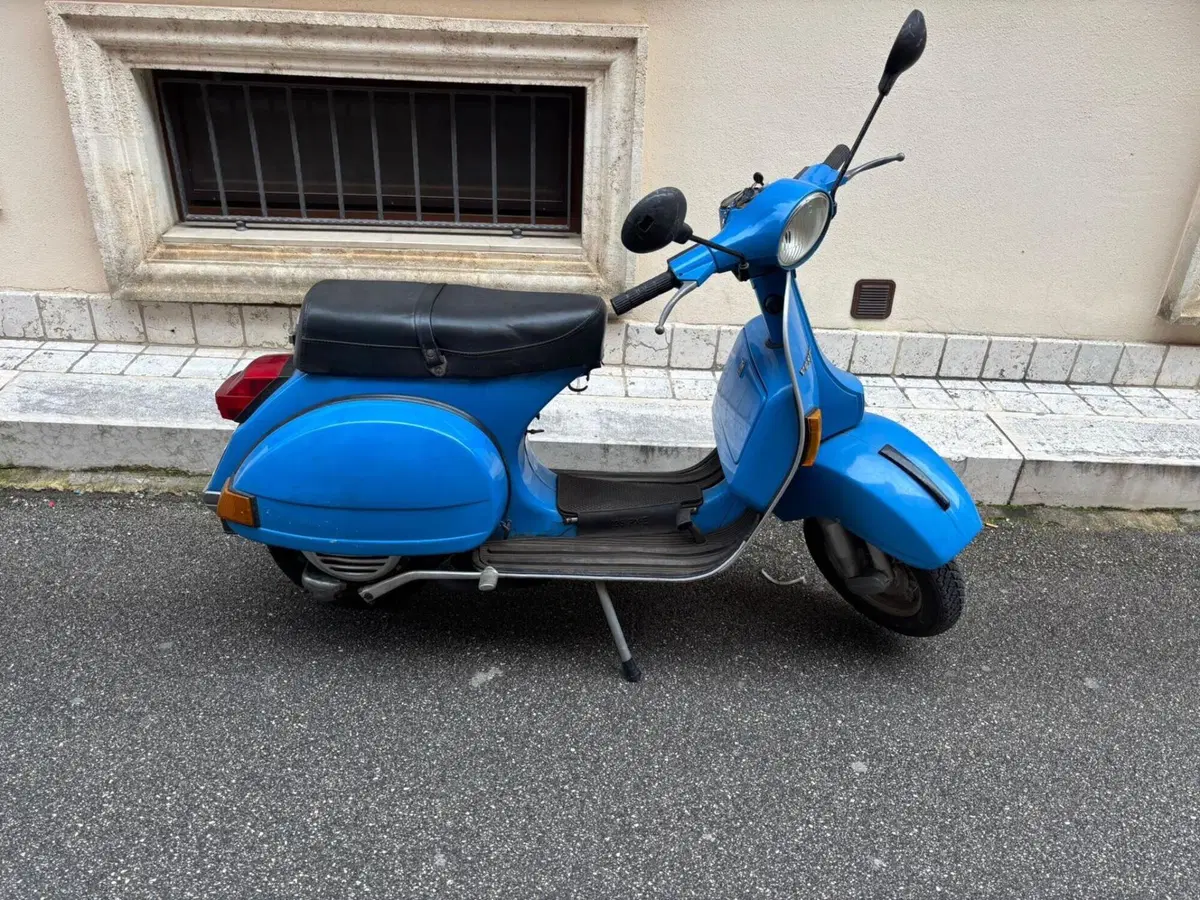 Piaggio Vespa 150PX (11)