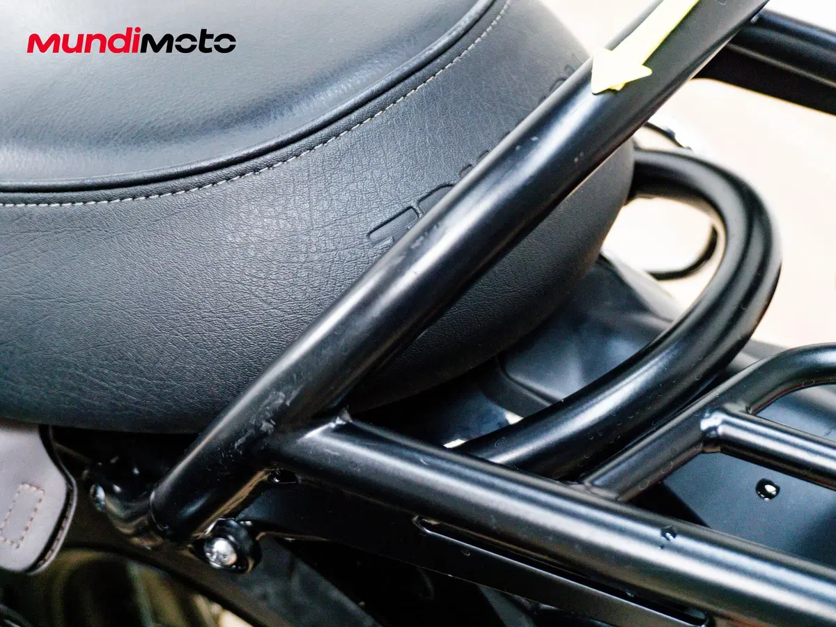 Triumph Bonneville T100 Black (2017 - 20) (17)