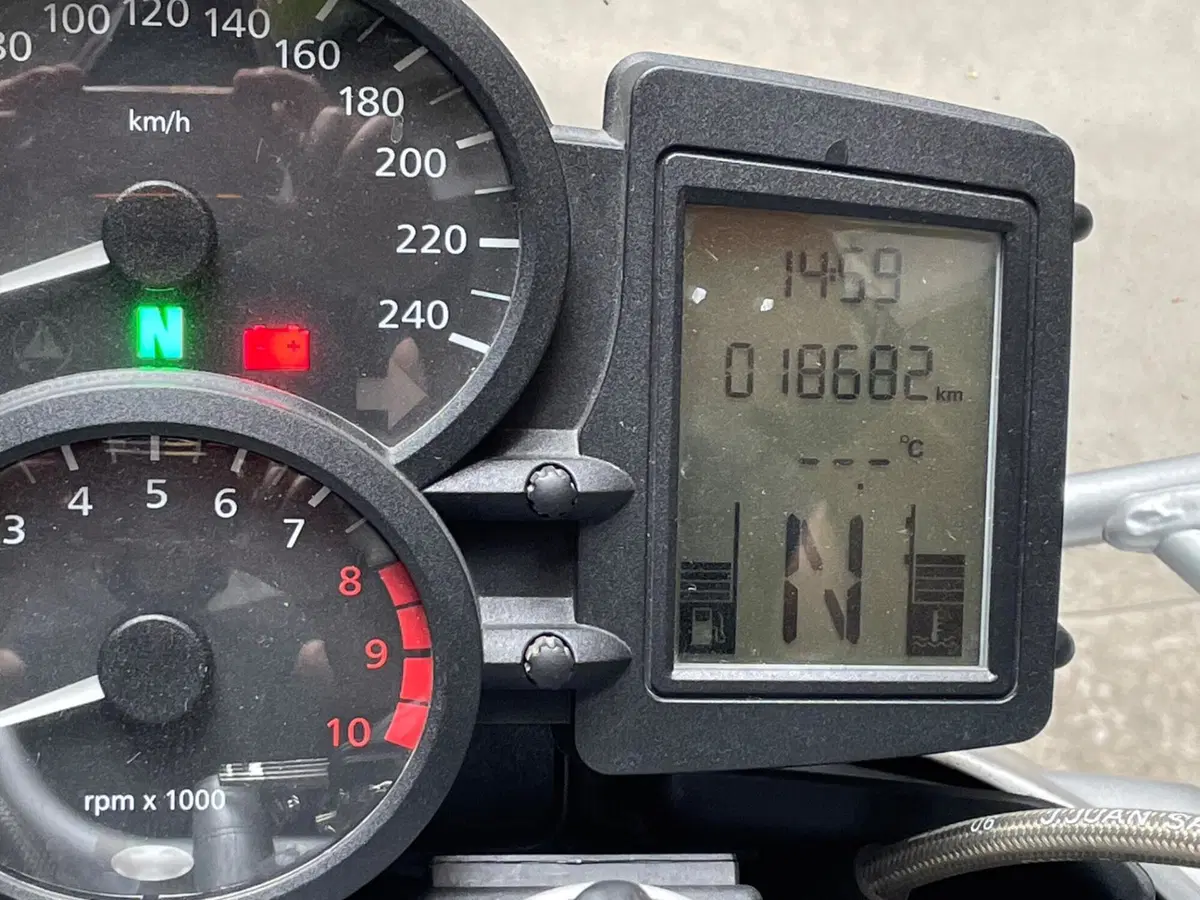 Bmw R 1200 R (2006 - 11) (5)