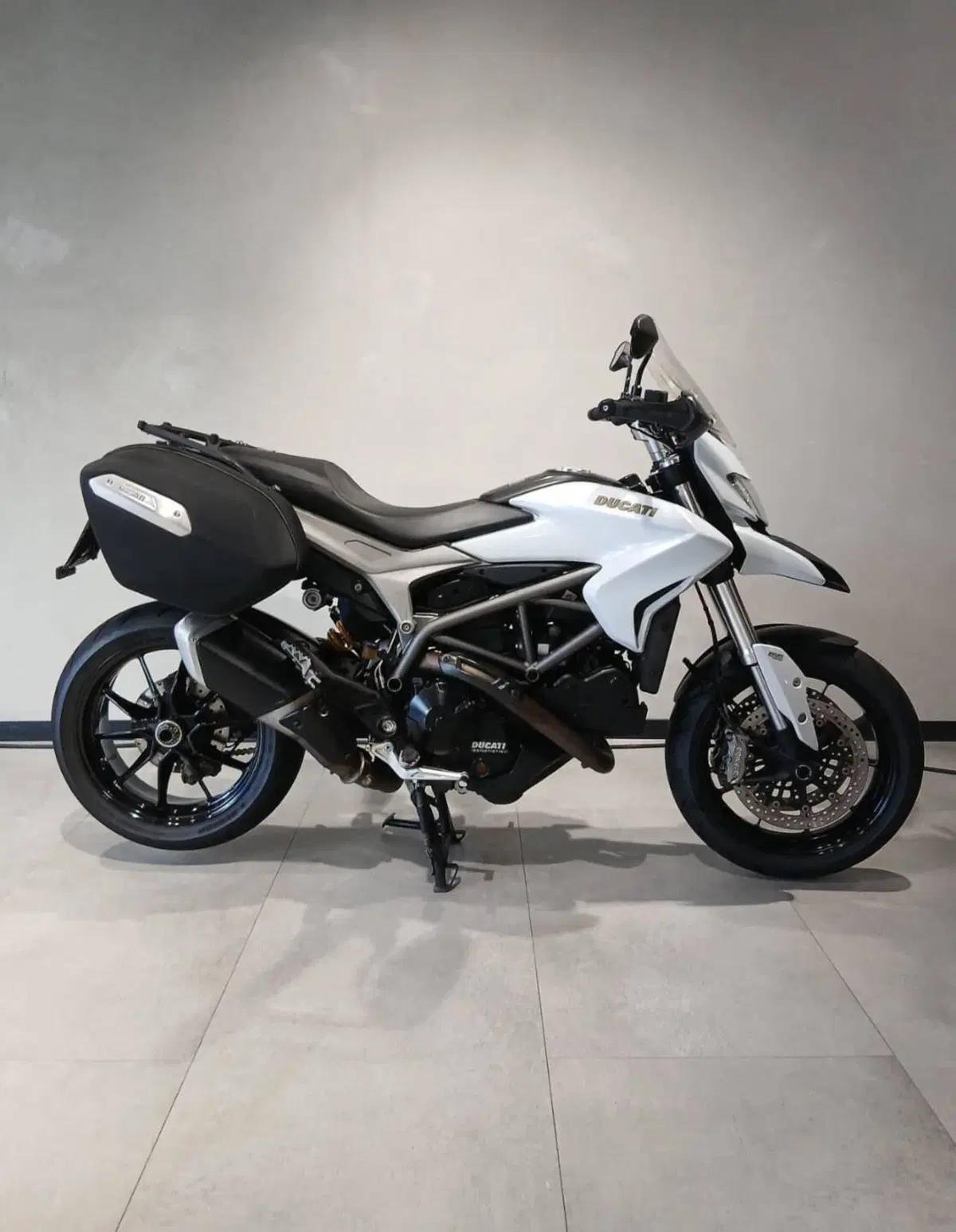 Ducati Hyperstrada 821 (2013 - 15)